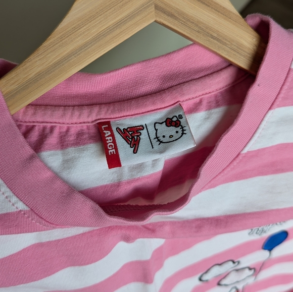 Hello Kitty x Hypland Oversized Embroidered Tee - Picture 5 of 5